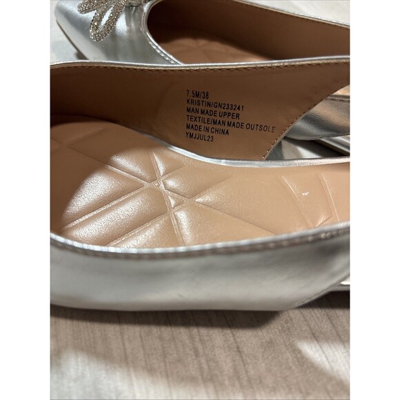 BCBG Kristin Silver Flats 7.5M Slingback Pointed Toe Shoes Rhinestone Bow Dress - Picture 4 of 6